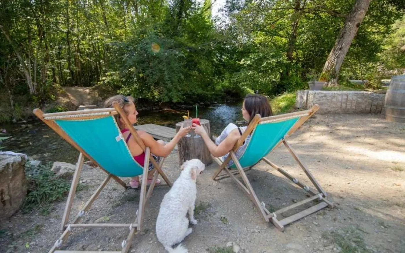 Camping 4 Etoiles - Piscine - Ccbadea La Bastide-de-Serou
