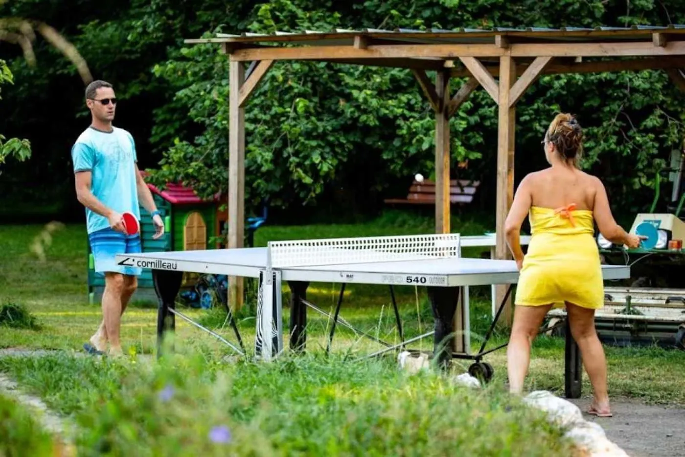 Campsite Camping 4 Etoiles - Piscine - Ccbadea La Bastide-de-Serou