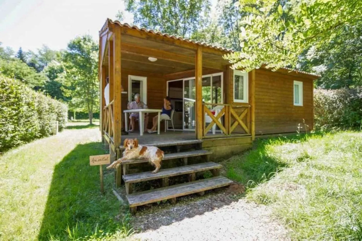 Camping 4 Etoiles - Piscine - Ccbadea La Bastide-de-Serou France